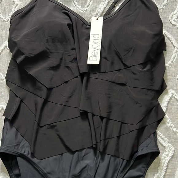 Beyond Control Women's Solid Citizen Tiered One Piece Swimsuit Size12 NWT. A154 - Picture 2 of 5